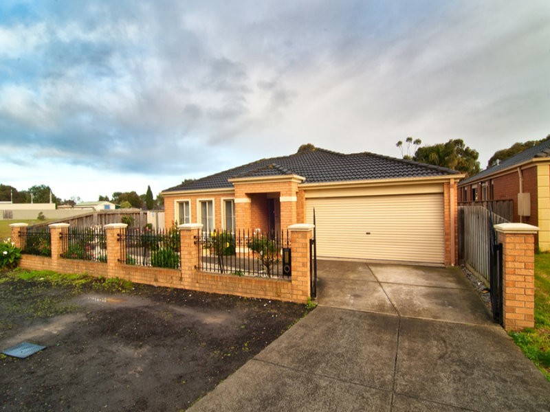 1 Lansell Court, Carrum Downs VIC 3201