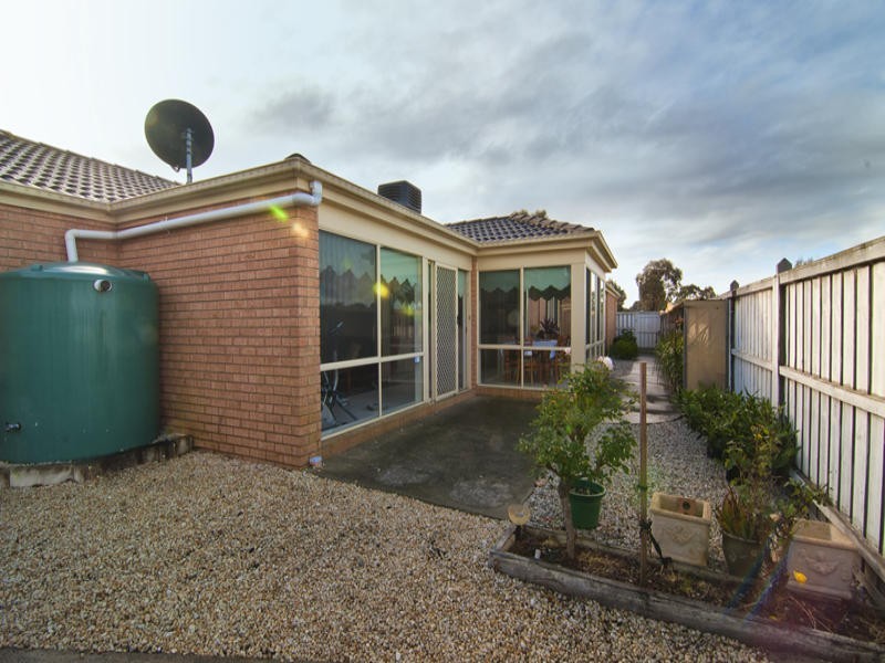 1 Lansell Court, Carrum Downs VIC 3201