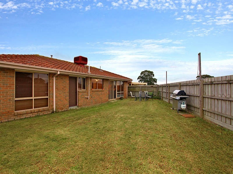 2/3 Parkview Close, Dandenong VIC 3175