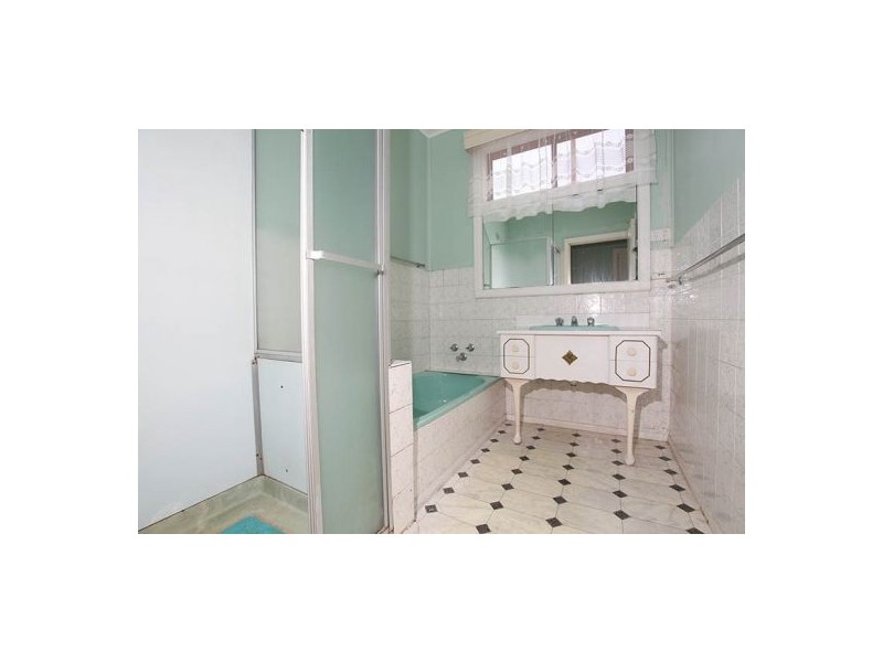 6 Lascelles Street, Springvale VIC 3171