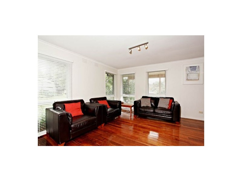 6 Marra Court, Endeavour Hills VIC 3802