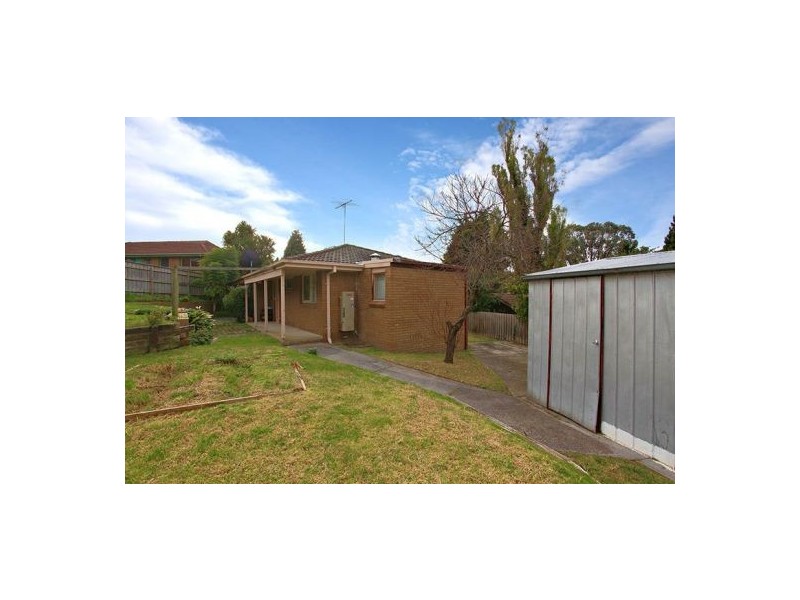 6 Marra Court, Endeavour Hills VIC 3802