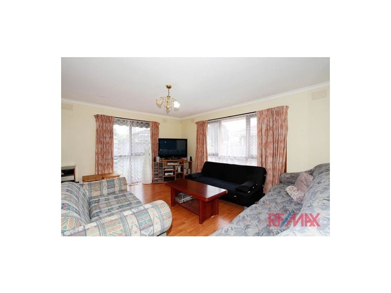 64 Rawdon Hill Drive, Dandenong North VIC 3175