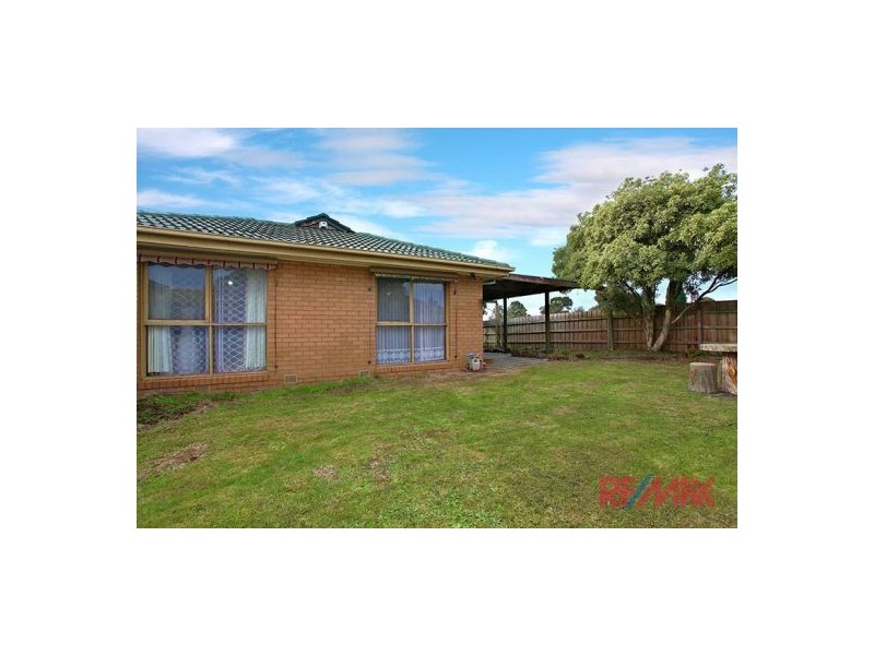 64 Rawdon Hill Drive, Dandenong North VIC 3175