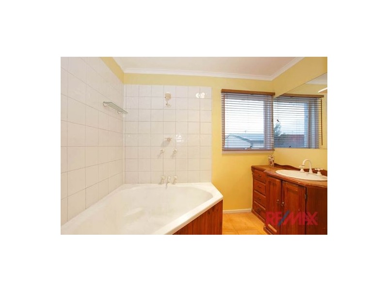 23 Jindabyne Avenue, Dandenong North VIC 3175