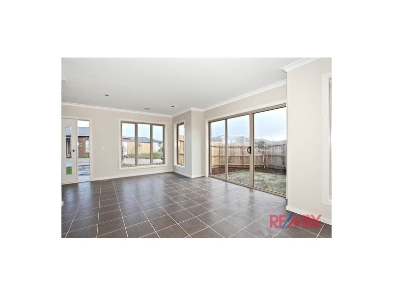 1/22 Immy Parade, Narre Warren VIC 3805