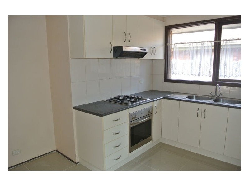 1/98 Railway Parade, Dandenong VIC 3175