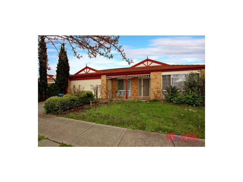 11 Botanical Grove, Doveton VIC 3177