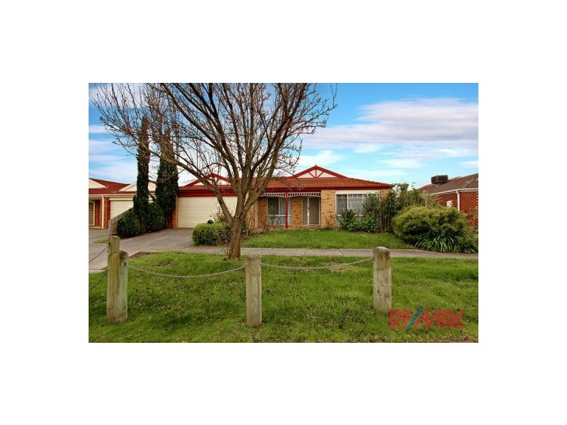 11 Botanical Grove, Doveton VIC 3177