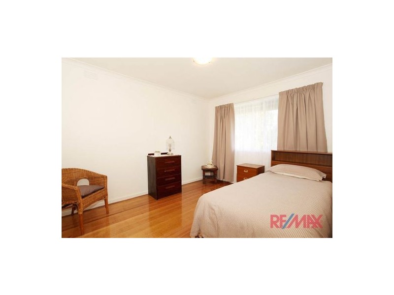 4 York Court, Keysborough VIC 3173