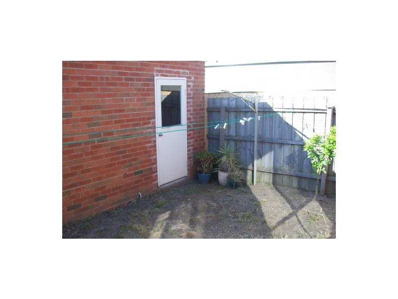 1/85 Jones Road, Dandenong VIC 3175