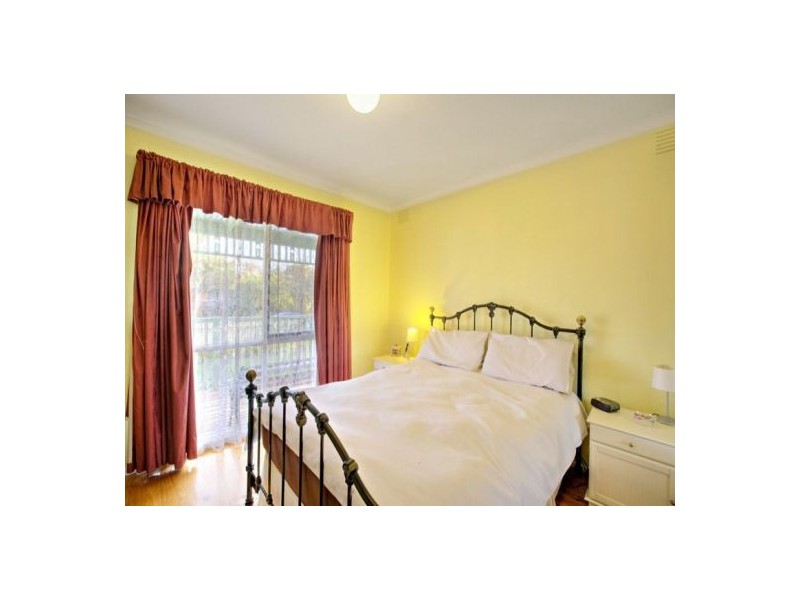 17 Upton Crescent, Narre Warren VIC 3805