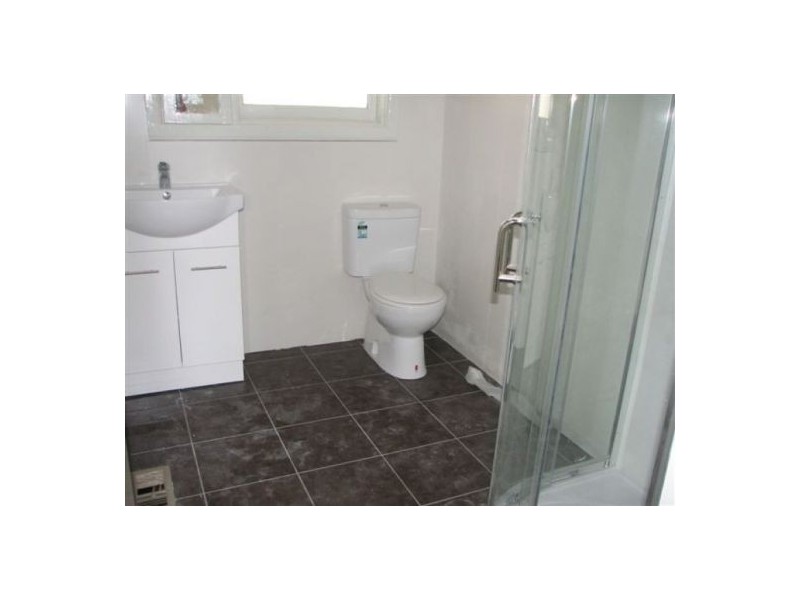 4 Goodwood Drive, Springvale VIC 3171