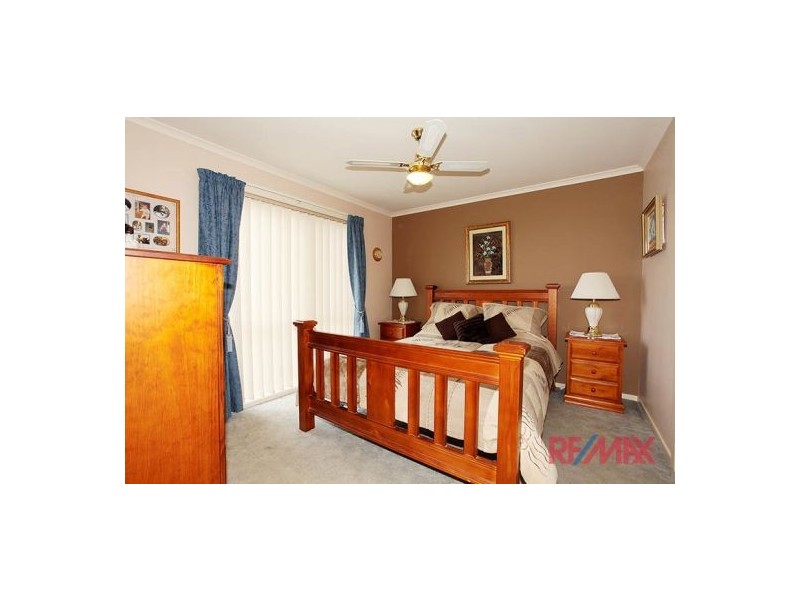 16 Genoa Way, Cranbourne West VIC 3977