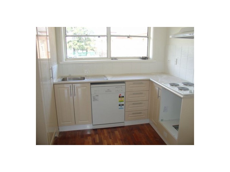 13/112-114 Princes Highway, Dandenong VIC 3175