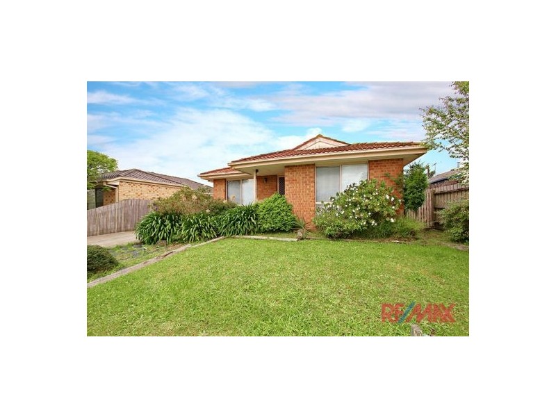 72 Raisell Road, Cranbourne West VIC 3977