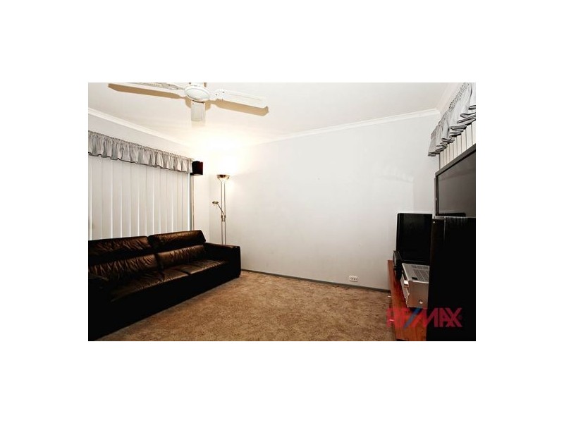 72 Raisell Road, Cranbourne West VIC 3977