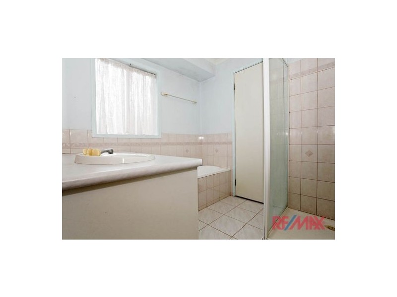 72 Raisell Road, Cranbourne West VIC 3977