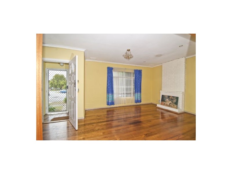 5 Page Court, Dandenong North VIC 3175