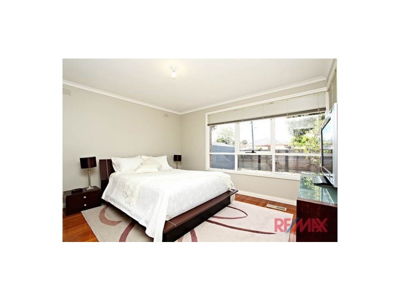 6 Nicholas Street, Keysborough VIC 3173