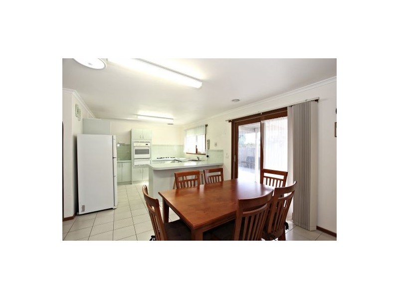 104 Nettle Drive, Hallam VIC 3803