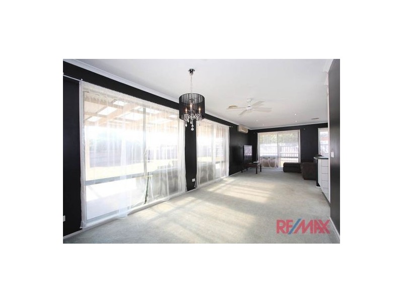 9 Andre Court, Cranbourne VIC 3977