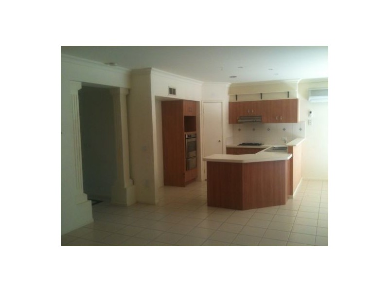 8 Winterton Court, Hallam VIC 3803