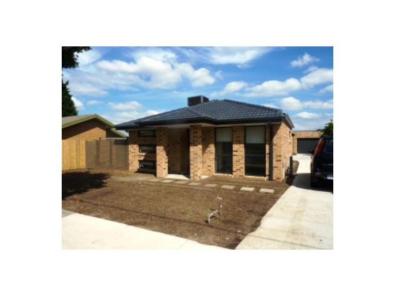 Unit 1/36 Curtin Crescent, Dandenong North VIC 3175