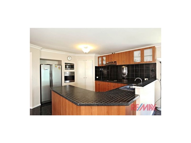 17 Burlington Chase, Hampton Park VIC 3976