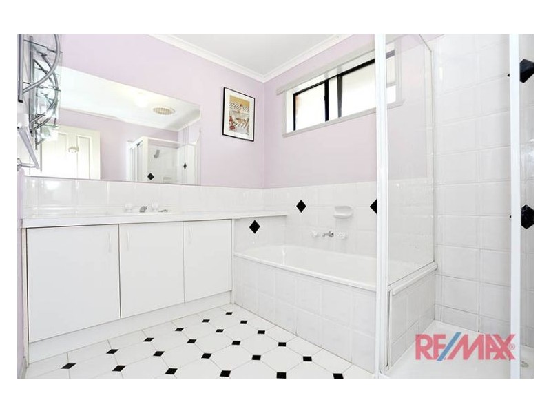 47 The Parkway, Hampton Park VIC 3976