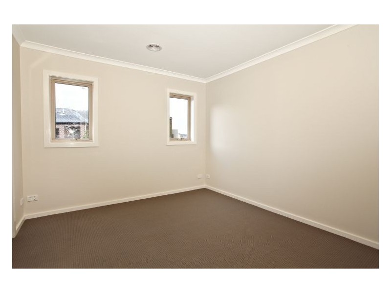 1/22 Immy Parade, Narre Warren VIC 3805