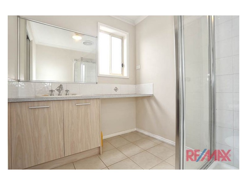 71 Fairhaven Boulevard, Cranbourne West VIC 3977