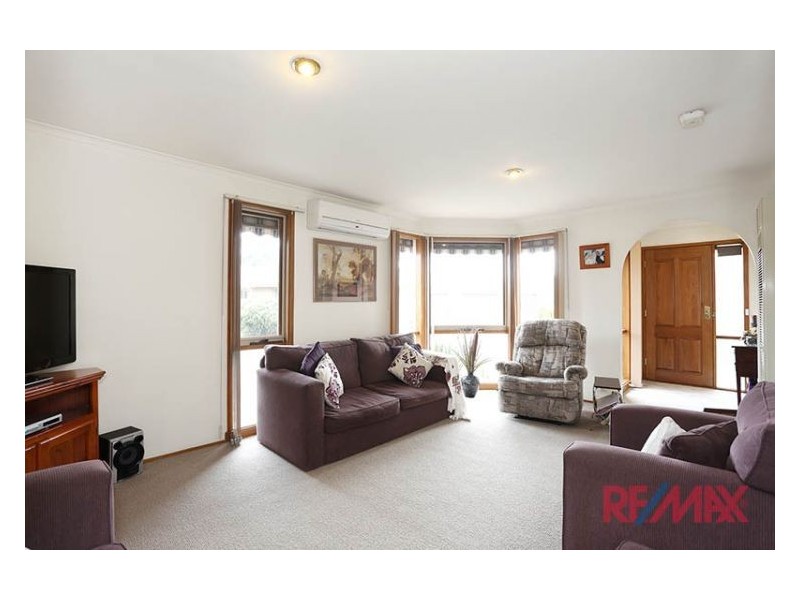 2/13 Alaster Court, Hampton Park VIC 3976