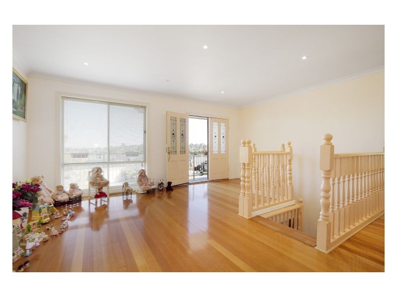 26 Bohemia Crescent, Pakenham VIC 3810