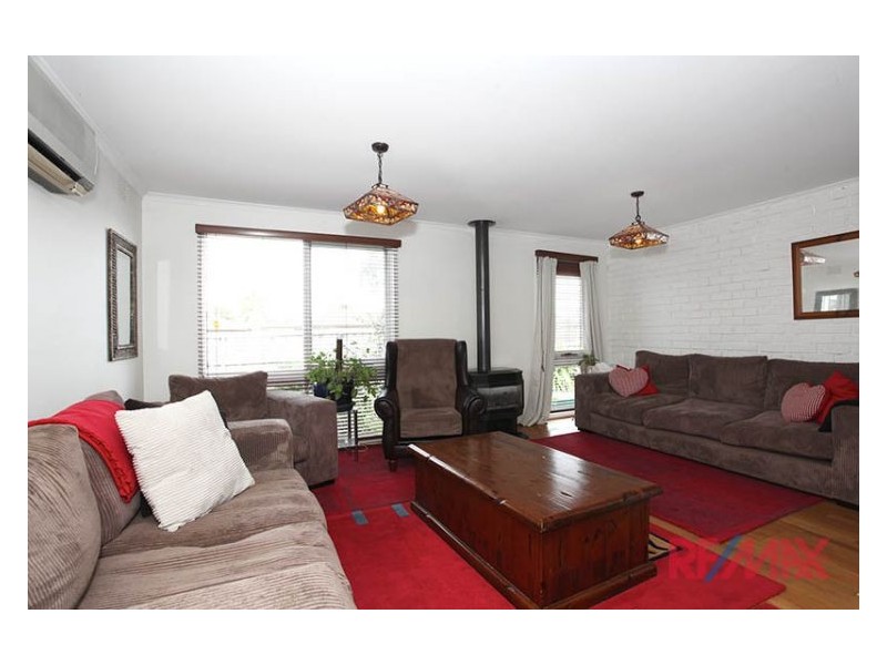 7 Robb Court, Hampton Park VIC 3976