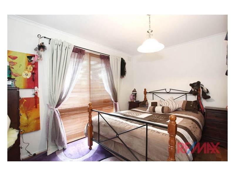 7 Robb Court, Hampton Park VIC 3976