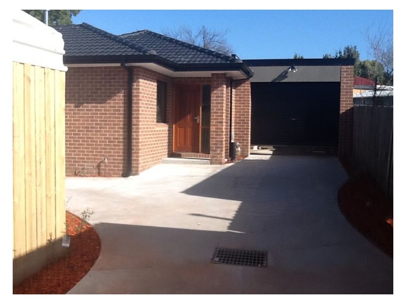 2/24 Cyril Grove, Noble Park VIC 3174