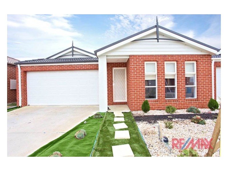 4 Libby Court, Hampton Park VIC 3976