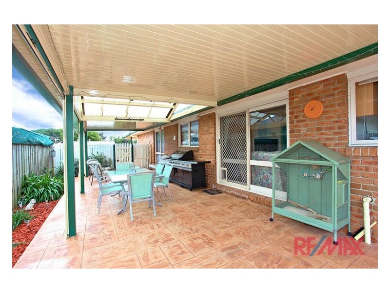 1 Jambe Court, Hampton Park VIC 3976