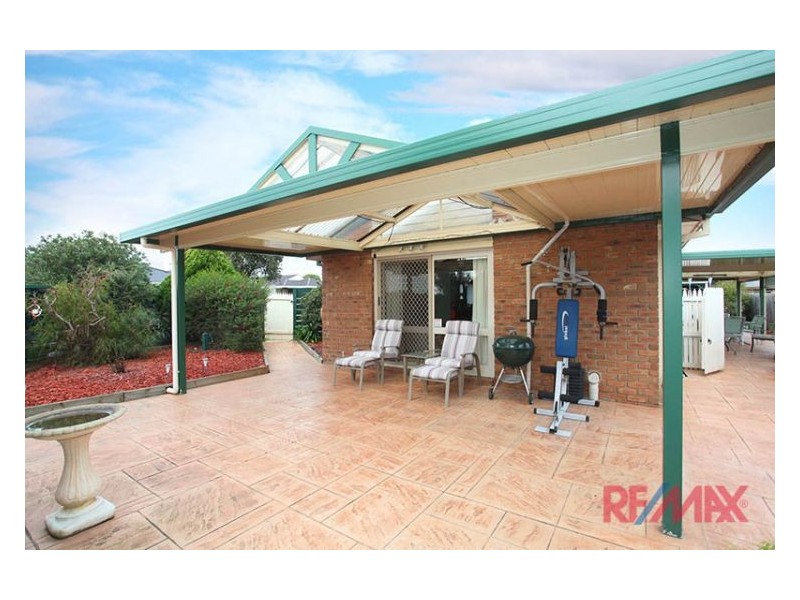 1 Jambe Court, Hampton Park VIC 3976