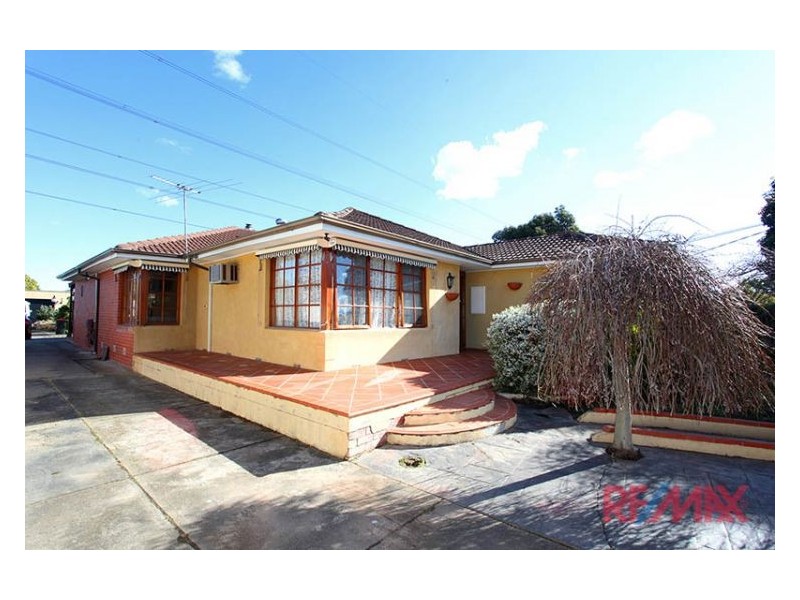 28 Redfern Crescent, Mulgrave VIC 3170