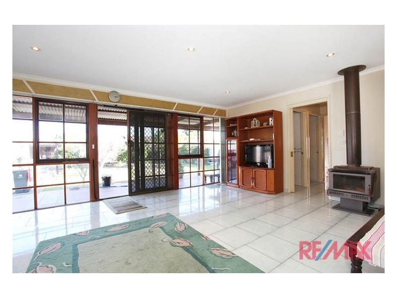 28 Redfern Crescent, Mulgrave VIC 3170