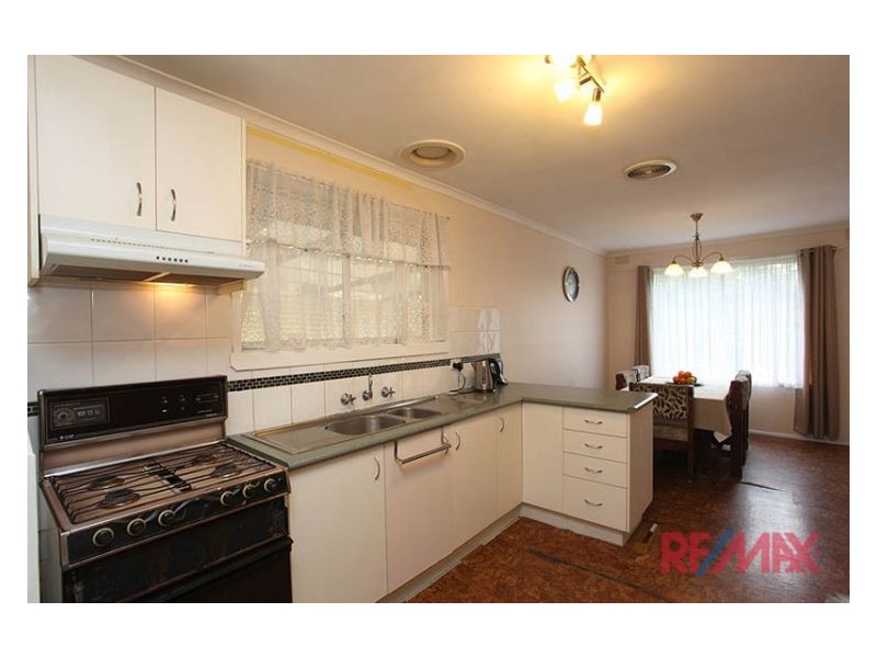 21 Allison Avenue, Eumemmerring VIC 3177