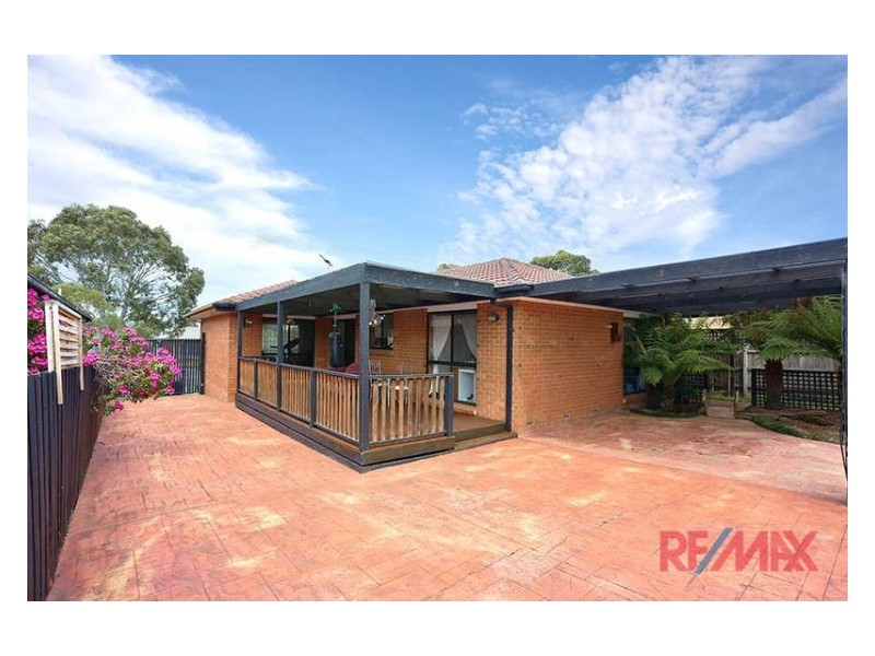 2 Bowen Court, Berwick VIC 3806