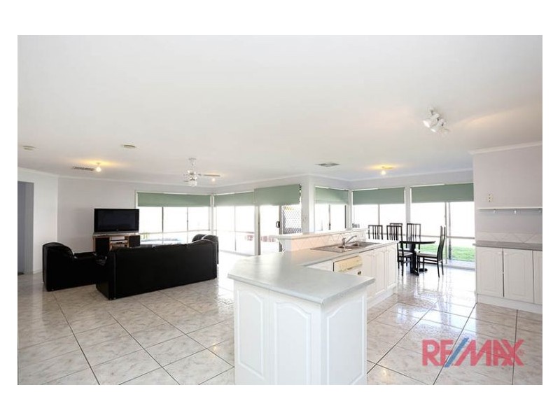 115 Lynbrook Boulevard, Lynbrook VIC 3975