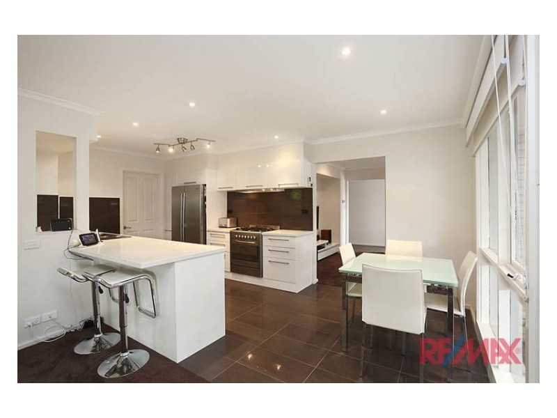 1 Karol Court, Hampton Park VIC 3976