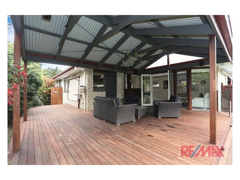 1 Karol Court, Hampton Park VIC 3976