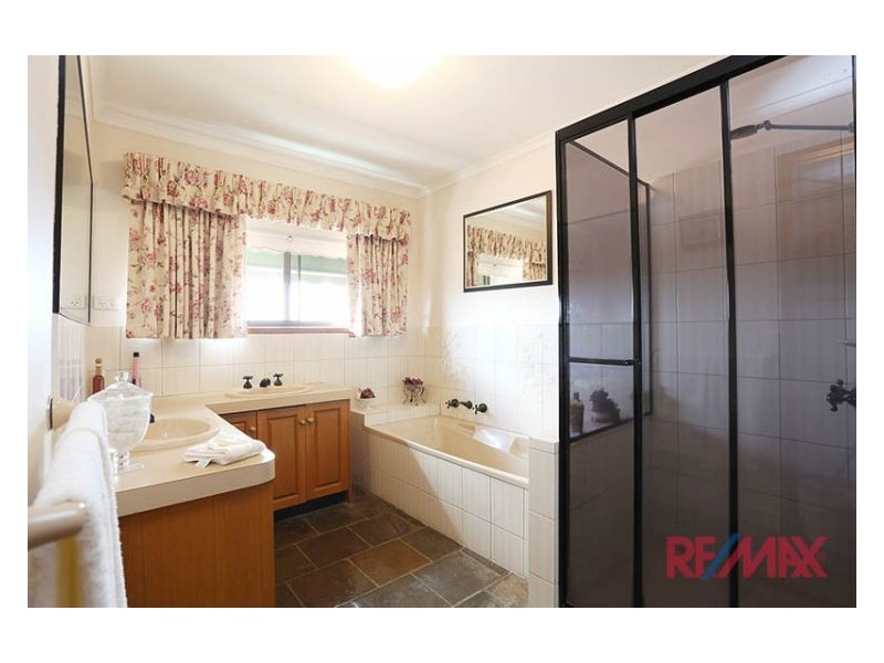 9 Thanos Court, Hallam VIC 3803