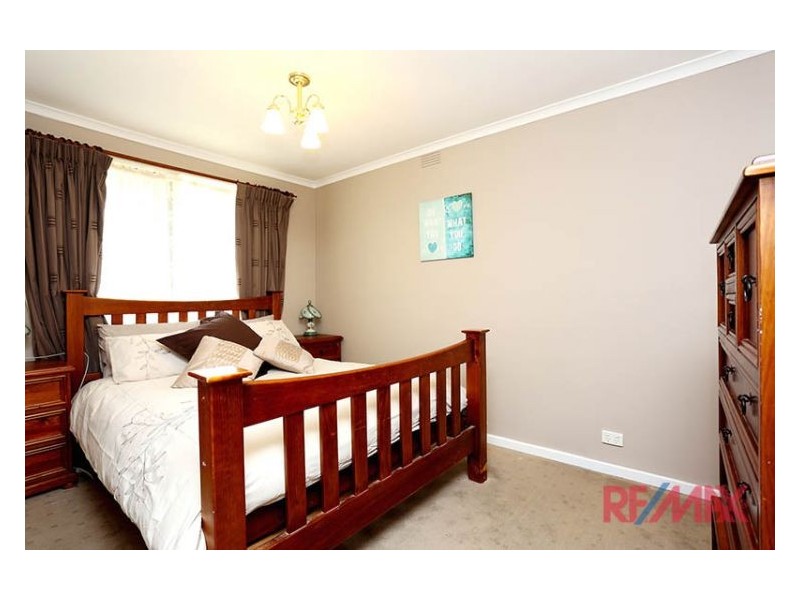 33 Highland Avenue, Hampton Park VIC 3976