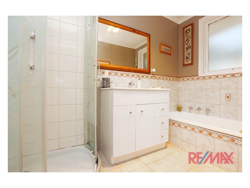 33 Highland Avenue, Hampton Park VIC 3976